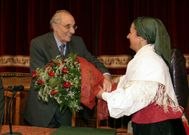 El m�sico durante un homenaje en el Liceo noi�s
