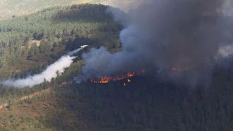 El fuego vuelve a Pobra do Brolln