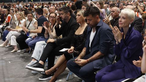 Los cantantes Pablo L�pez y Soraya Arnelas, durante el encuentro en Ifema