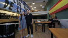 Mechi Ardiles y Maxi Lucero, propietarios del bar La Mila