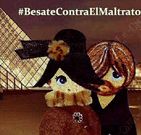 Mayores, peque�os, enamorados o amigos participan en esta campa�a en las redes sociales.