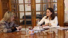 Mar�a Loureiro (izquierda) y Carmela L�pez