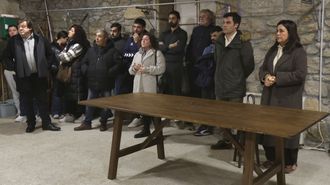 La alcaldesa presidi� la reuni�n�para decidir el futuro de las representaciones de la Semana Santa de Paradela