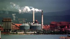 Factor�a de al�mina, en 2000