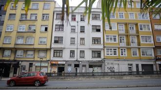 El 137 de la ronda de Outeiro tiene siempre la puerta abierta