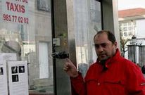 Juan Jos� Pita se�ala la ubicaci�n del terminal que arrancaron el pasado 30 de diciembre.