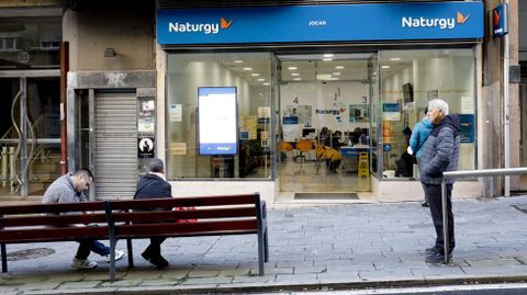 La solicitud del bono social puede hacerse en oficinas de Naturgy como la situada en Alfredo Bra�as