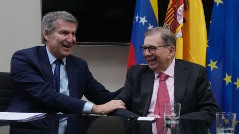 El l�der del PP, Alberto N��ez Feijoo, se reuni� este jueves con el presidente electo de Venezuela, Edmundo Gonz�lez..