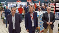 El director xeral de Gandar�a, Jos� Balseiros, acompa�� a los responsables de Eroski y Leche Celta en la presentaci�n de la campa�a de impuso a la leche de origen gallego