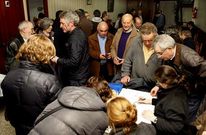 Los vecinos de A Milagrosa volvieron a reunirse el lunes por la noche.