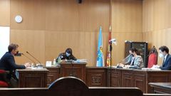 El juicio por un delito de incendio forestal imprudente se celebr� sin la acusada, que no se person� 