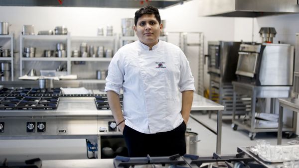 Michael Pacheco, estudiante de cocina en el IES Sanxillao y finalista del concurso nacional de cocina Talentos by Abril