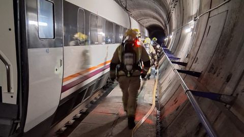 Simulacro en el t&uacute;nel de As Maceiras