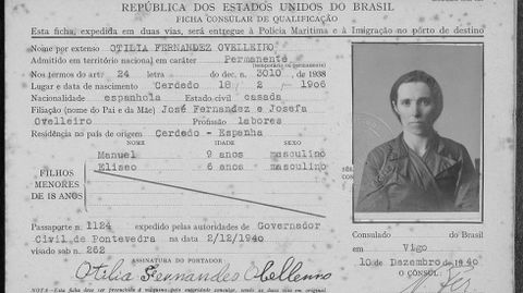 Ficha de Otilia Fern�ndez no consulado do Brasil