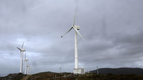 Parque e�lico monte de A Curota