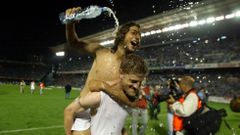 Mido y Sergio, celebrando la haza�a que acababan de conseguir. 