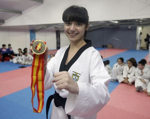 Esta es la octava medalla nacional de la viguesa, que tambi�n tiene una continental. 