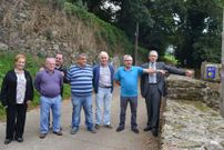 La placa est� instalada en la rectoral de Sigr�s