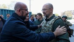 El primer ministro ucraniano,r Denis Shmiha, recibi� a  Charles Michel en Odesa.