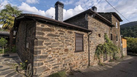 Otro aspecto de la Casa da Toca, reedificada en el siglo XIX