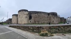 Esta es la primera imagen que tienen los peregrinos del Camino Primitivo cuando ven la Muralla de Lugo, ambos elementos Patrimonio Mundial