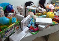 Juguetes como los recogidos por EF Lal�n se distribuyen el martes.