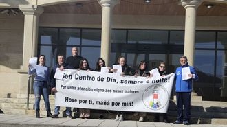Integrantes de la asociaci�n de vecinos presentaron firmas para reclamar la apertura del centro de d�a