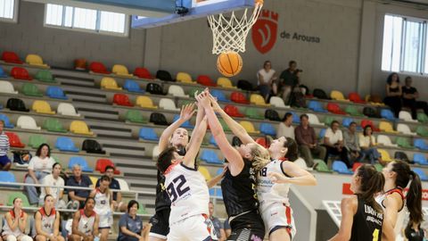 El Mariscos Ant�n-Maristas Coru�a result� un duelo muy intenso por ambas partes