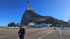 Vista del Peñón desde el aeropuerto de Gibraltar