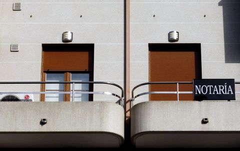 Las plazas se mantienen en la comarca, menos Vilagarcía que se queda con dos notarios.
