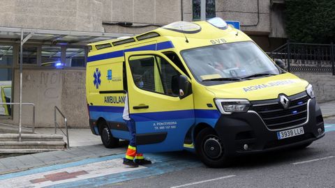 Imagen de archivo de una ambulancia de soporte vital b�sico