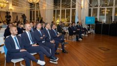Los responsables de los distintos departamentos del Celta, durante la junta.