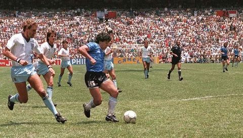 En el partido entre Argentina e Inglaterra de Mxico 1986