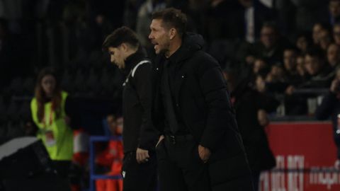 Simeone, durante el D�por - Atl�tico.