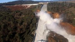 Evacuadas unas 200.000 personas en California por riesgo de desbordamiento