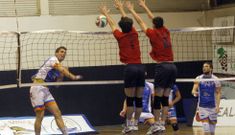 El atacante Juan D�az-Romeral (izquierda), en el partido del s�bado ante el Palencia. 