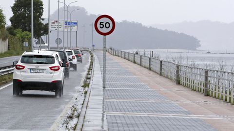 Tramo abierto del paseo peatonal entre Pontevedra y Mar�n