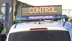 Foto de archivo de un control de la Polic�a Local de Santiago