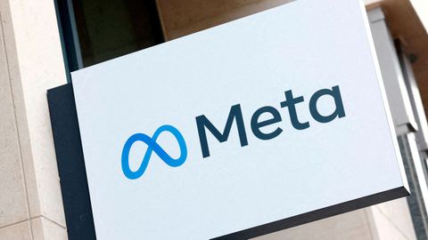 Logotipo de la plataforma Meta en su sede de Bruselas
