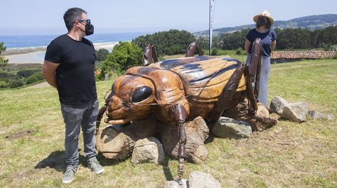 La escultura de la  nebria das praias , instalada en julio de este a�o 