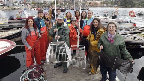 Mujeres del mar que trabajan en pesca y marisqueo en Arcade, en una foto de marzo del 2020