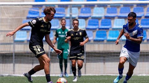El Compos sufri� en Badalona durante muchos minutos.