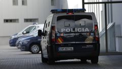 Imagen de archivo de un veh�culo policial entrando a la comisar�a de Lonzas