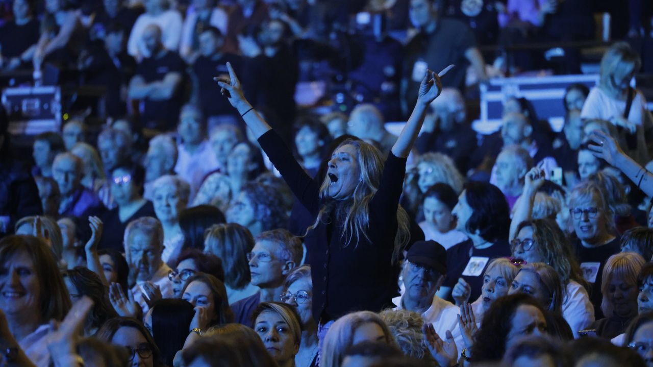La Coliseum Rave El Coliseum vibró con la nostalgia de los Pecos
