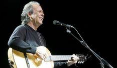 Las entradas para ver a Serrat oscilan entre 35 y 62 euros.