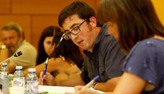 Marcos Trigo, concejal de Medio Ambiente, defendi� la ordenanza de las playas.
