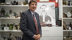 Agust�n Rodr�guez, ex portero gallego del Real Madrid en la d�cada de los ochenta, en la sede de la pe�a madridista Miguel �ngel de Ourense.