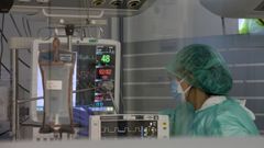 La uci del HULA, que cada vez acoge a pacientes m�s j�venes
