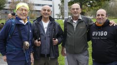 Willy, a la izquierda, con otros participantes en las rutas culturales del campus, coincidiendo con el 25 aniversario de la actividad
