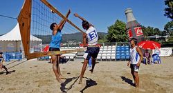 El torneo estatal cadete se celebr� en la playa de Barra�a.